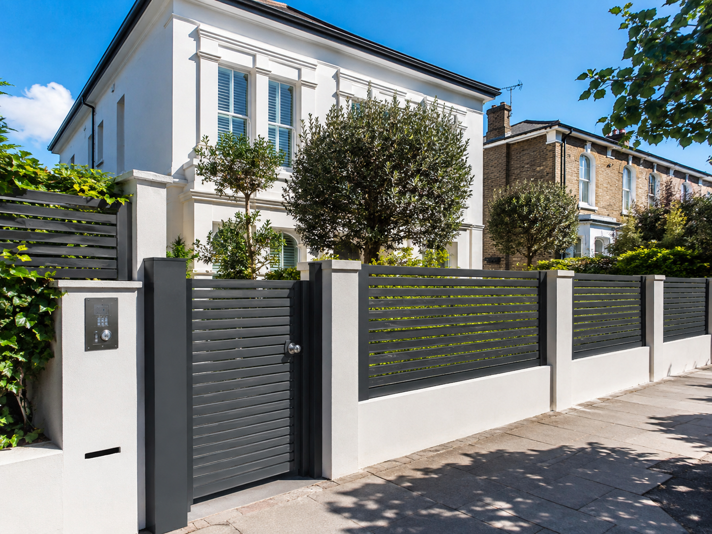 Aluminium slatted garden fence fitted in West London